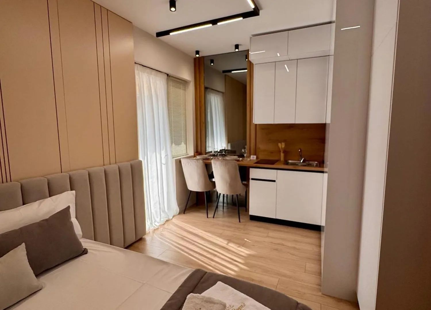 Mia Queens Apartments Durrës